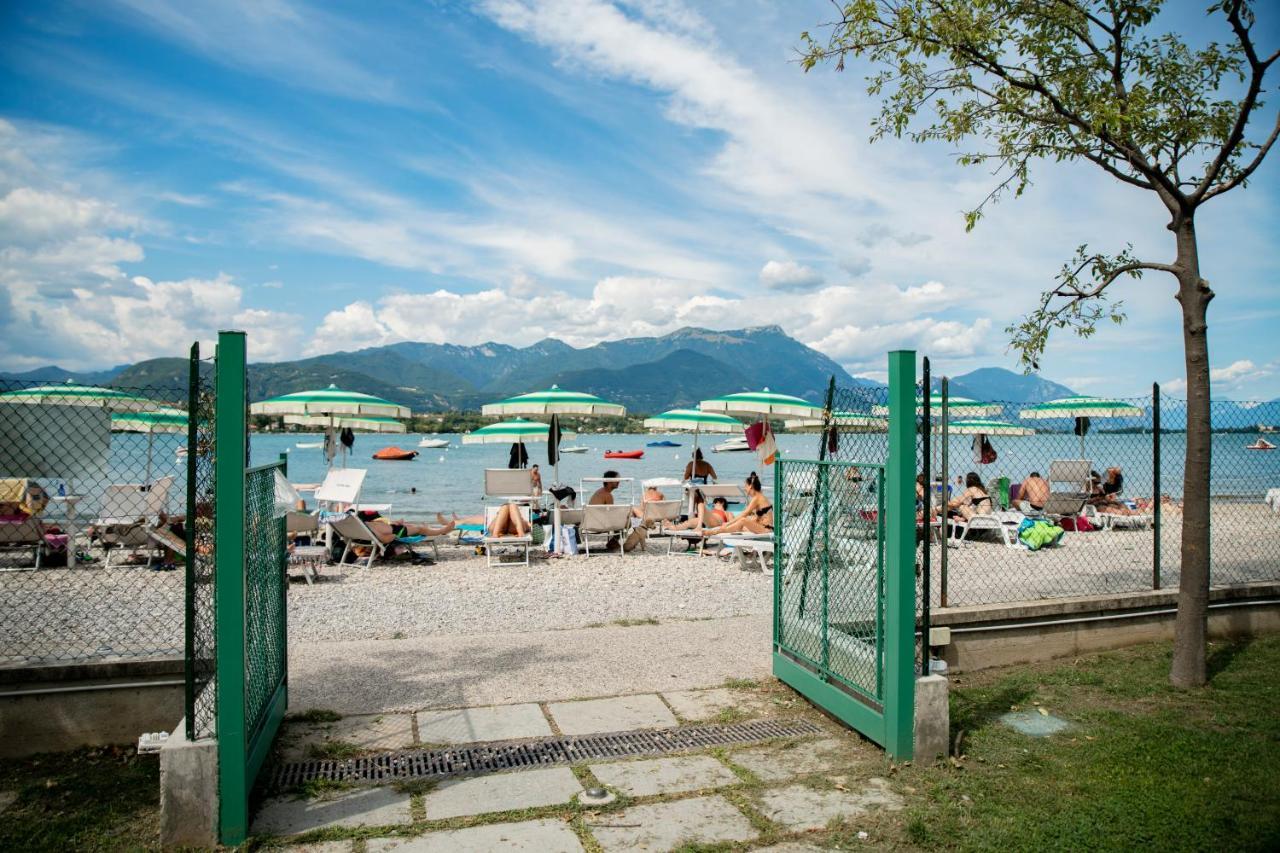 Albatross Mobile Homes On Camping Baia Verde Manerba del Garda Eksteriør bilde